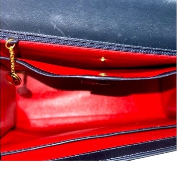 Gucci Trending Vintage Black Leather Crossbody Satchel Bag - Picture 5 of 12